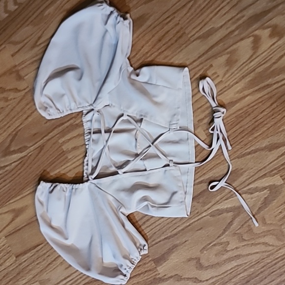 SHEIN Privé Lace Up Backless Puff Sleeve Top Women's Size Large - Picture 5 of 15